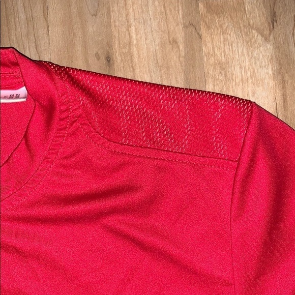 👕REEBOK Tee - Picture 4 of 7